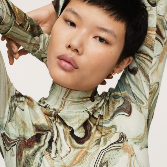 Mango long sleeved mesh top in marble print in green size Large - Picture 7 of 7